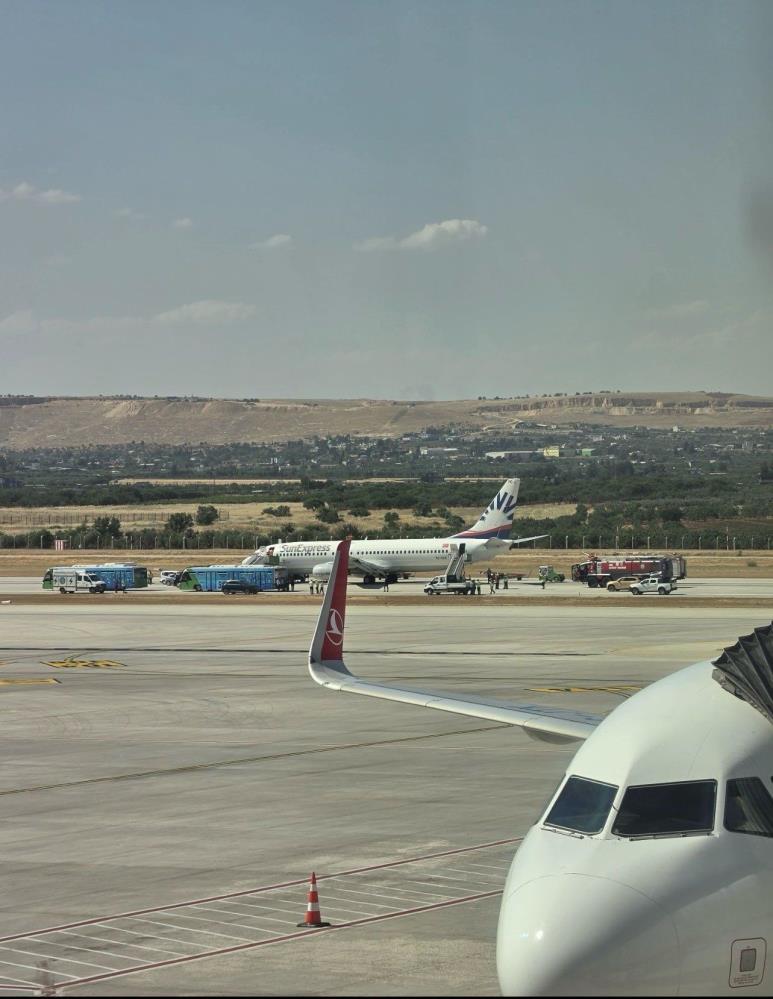 aw731336-01.jpg