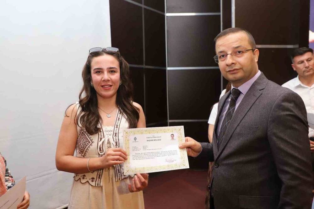 Cizre’de Eğitimde İyi Örnekler Projesi Ödül Töreni