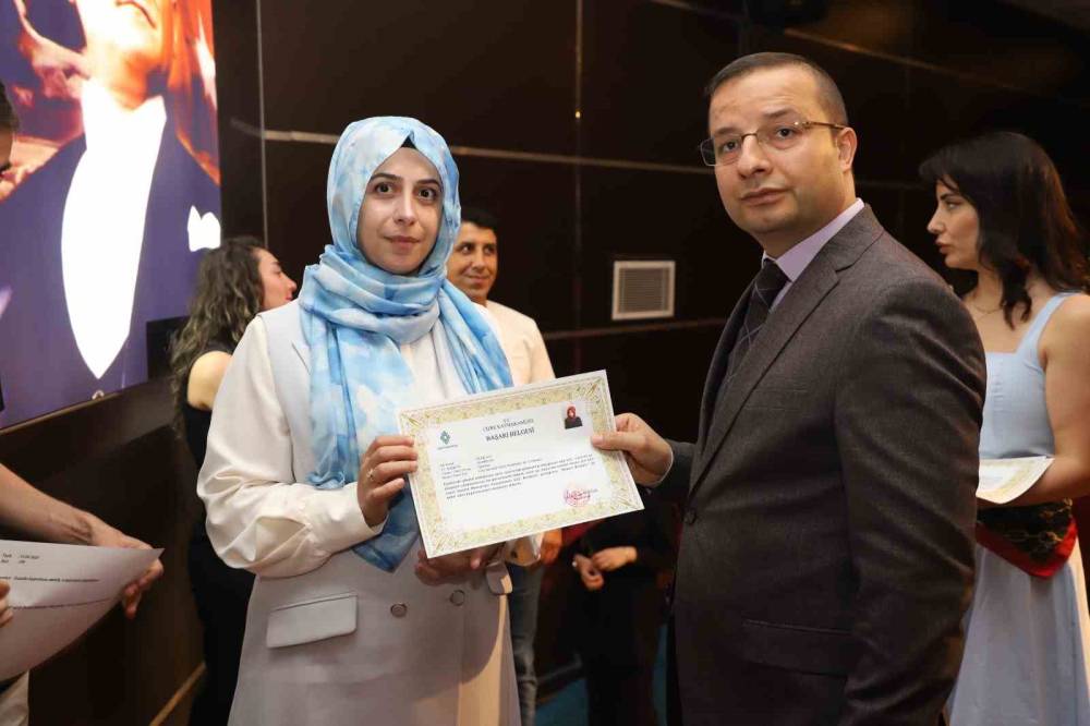 Cizre’de Eğitimde İyi Örnekler Projesi Ödül Töreni
