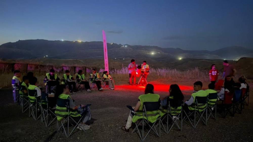 Silopi’de Öğrenciler Gökyüzünü İnceledi