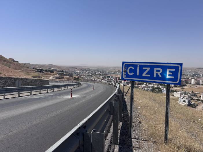 aa-20260630-41828741-41828734-akademisyenler-sirnakcizre-kara-yolundaki-virajlarda-kazalarin-onlenmesi-icin-rapor-hazirladi-1.jpg