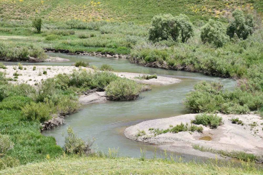 40 Kilometre Yoldan Şırnak'a Geldi, Gördüğü Manzara Karşısında Hayran Kaldı