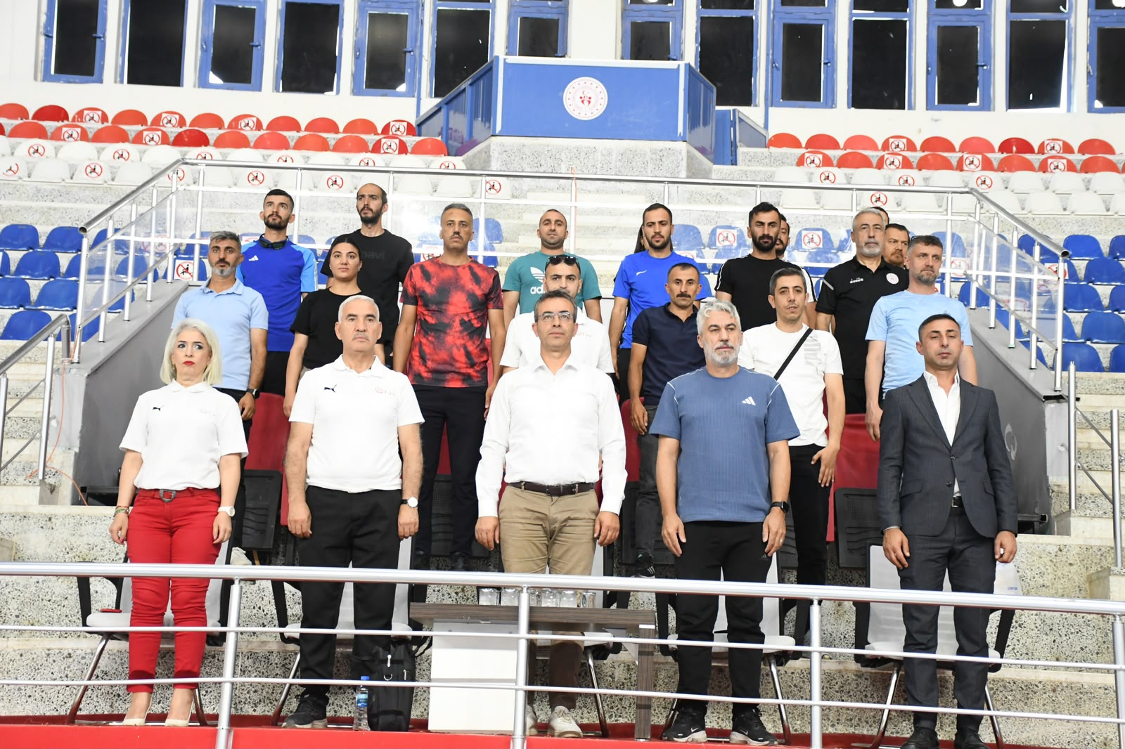 ce4e15cd-dbec-457d-bfac-5932875821d7.jpg