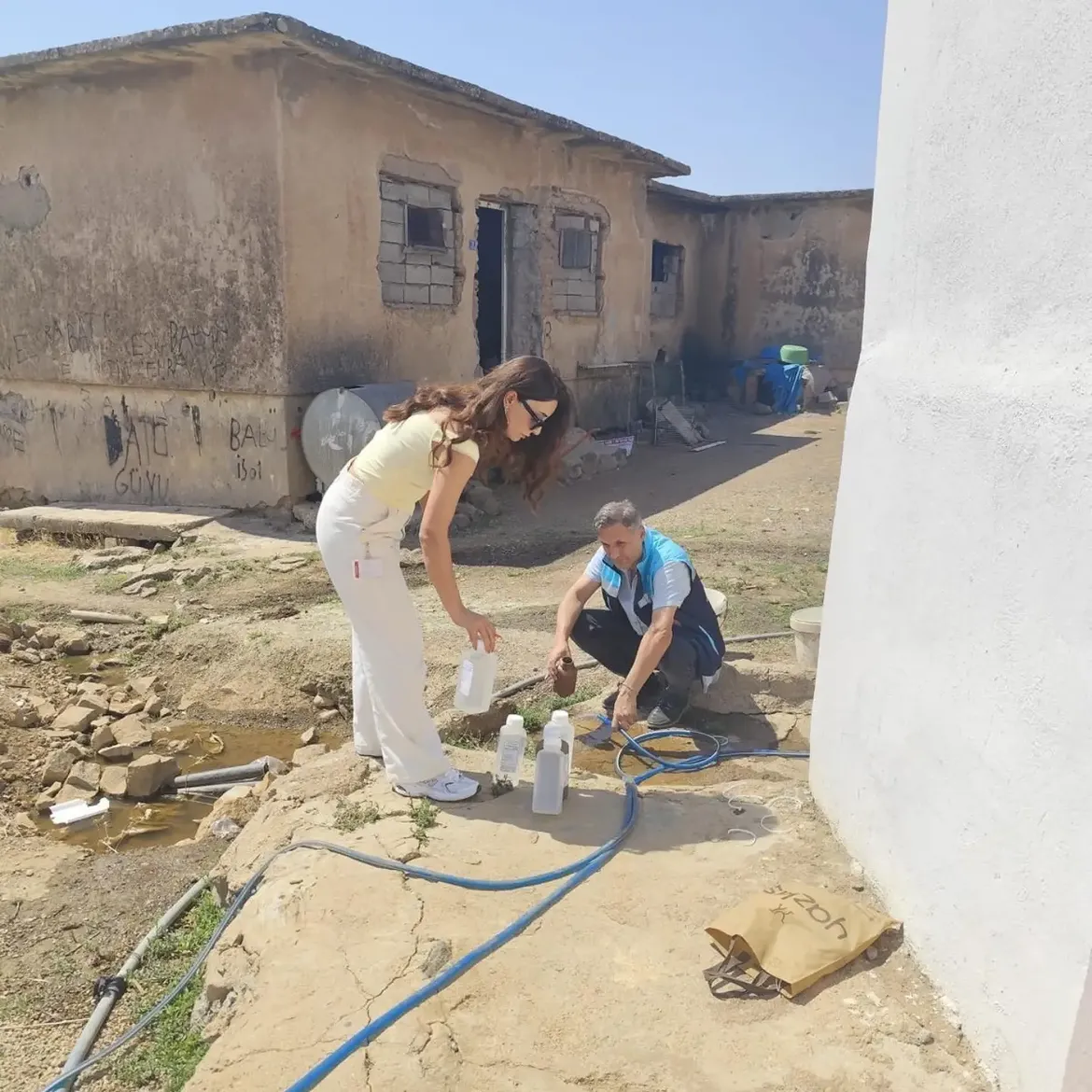 cizre-ilce-saglik-mudurumuz-dr-mehmet-karasi-koordinasyonunda-halk-sagligini-korumak-ve-guven.jpg