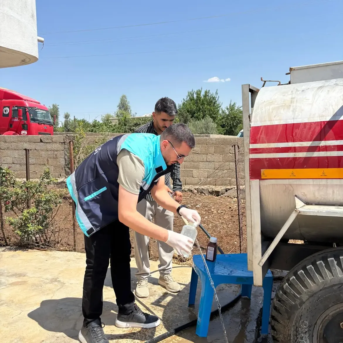 cizre-ilce-saglik-mudurumuz-dr-mehmet-karasi-koordinasyonunda-halk-sagligini-korumak-ve-guvenasd.jpg