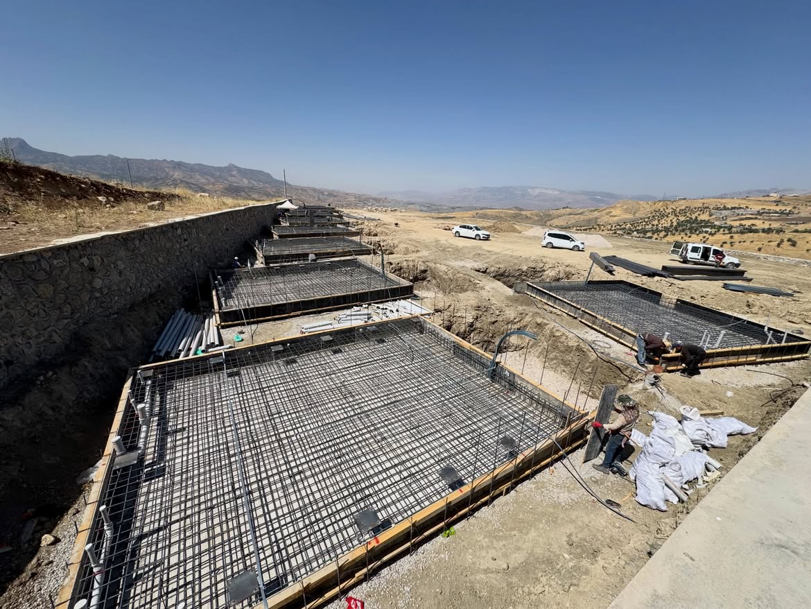 proje-kontrollerimiz-devam-ediyor-yapim-isi-devam-eden-marsel-palace-bungalov-10-adet-gulnaz.jpg