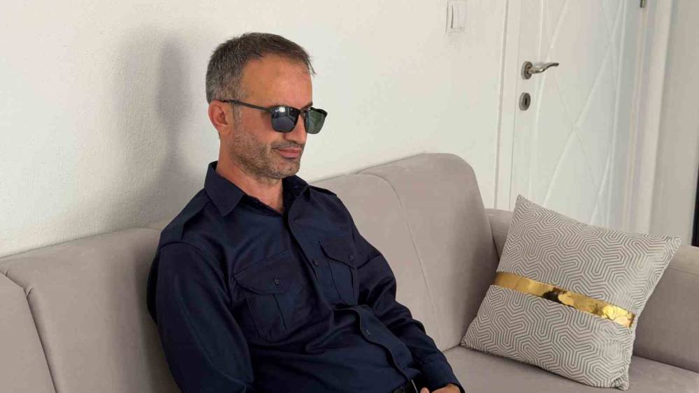10 Yaşındayken Gözlerini Kaybetti, Hiç Görmediği Bağlamayla Geleceğine Işık Tuttu