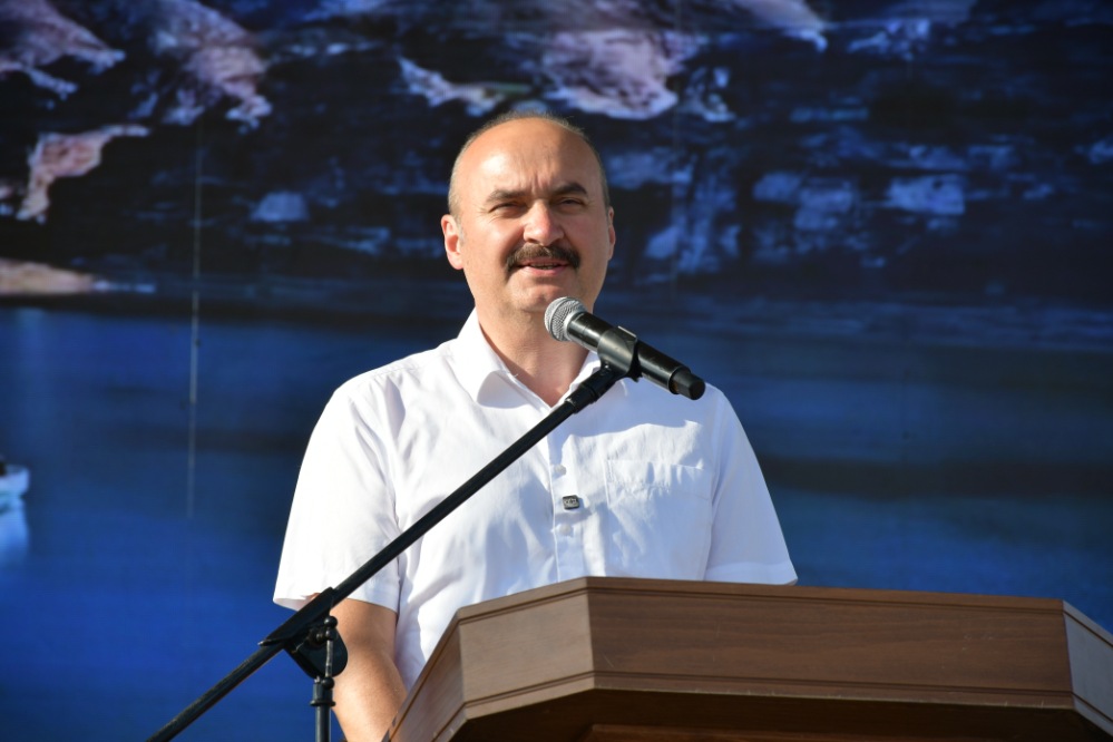 63483.jpg