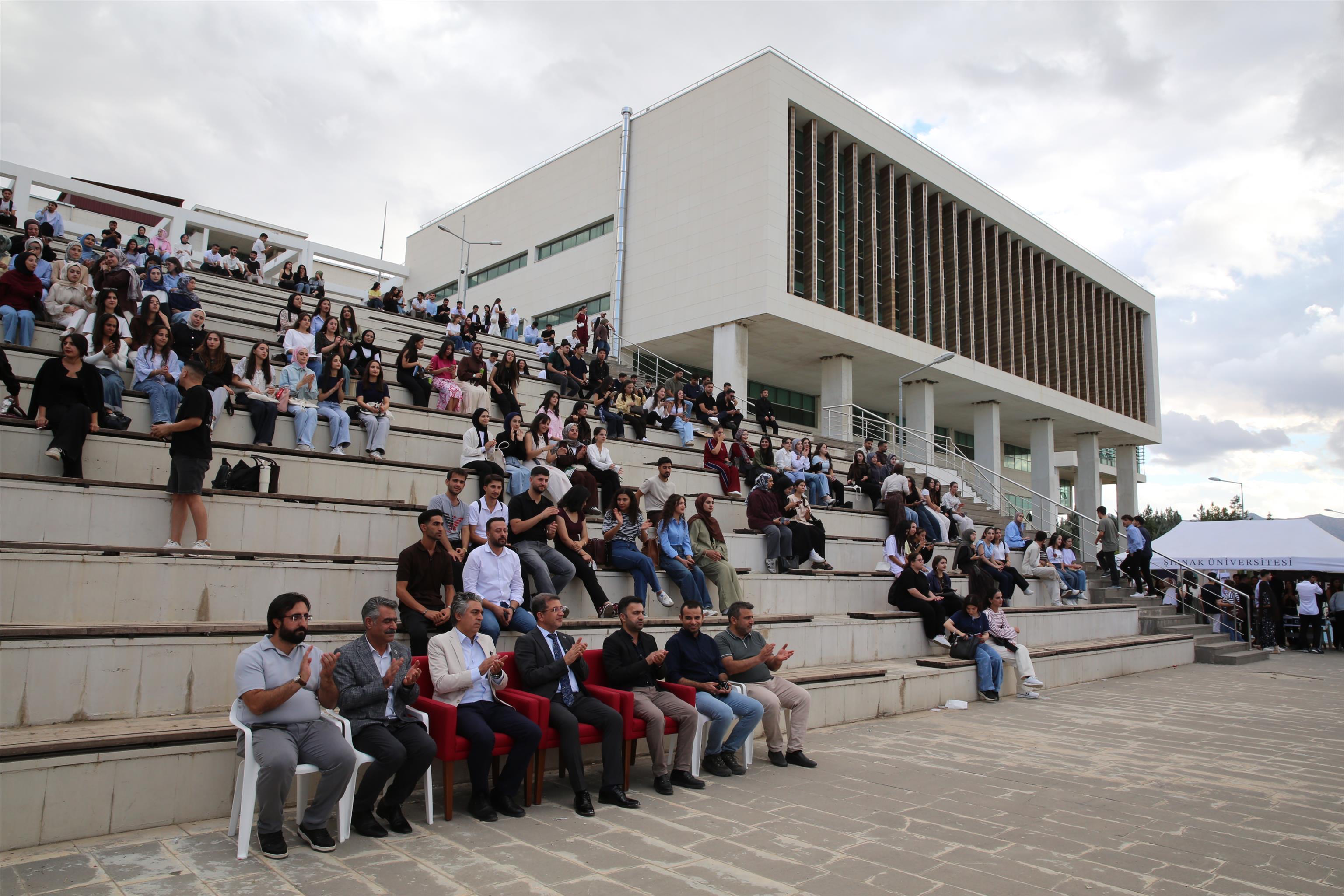 universitemizdeki-kulupler-icin-tanitim-programi-duzenlendi-100a5272-5d96-4af4-a71e-d0507b52fdd4.jpg