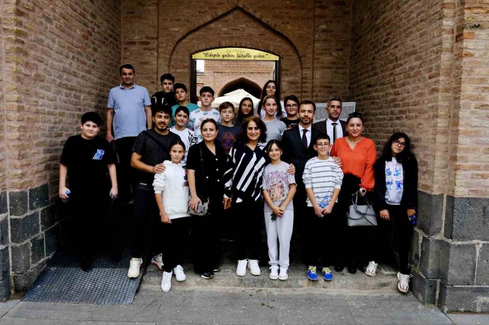 Cizre’de Kültür Buluşması: İstanbullu Öğrenciler Dengbêj Evi’ne Hayran Kaldı