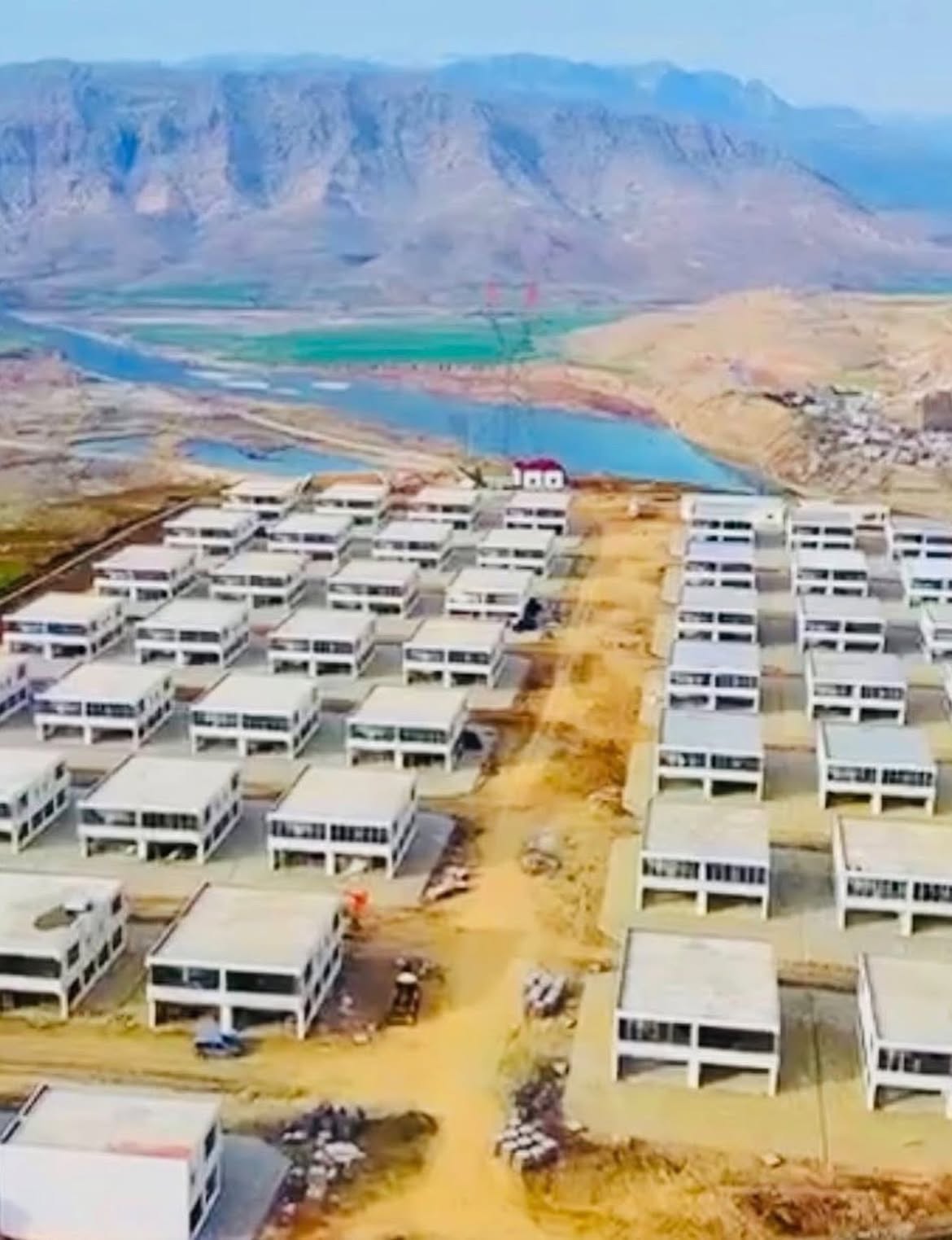 cizre-oto-galericiler-sitesi-icin-yetkililere-cagricizrede-idil-yolu-uzerinde-bulunan-cizre-1.jpg