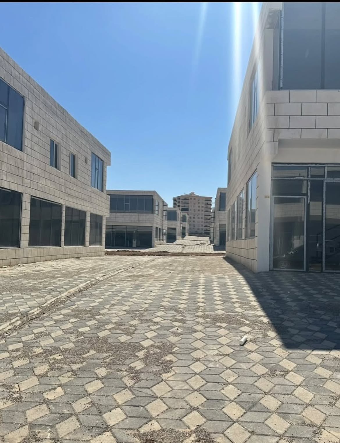 cizre-oto-galericiler-sitesi-icin-yetkililere-cagricizrede-idil-yolu-uzerinde-bulunan-cizre-2.jpg