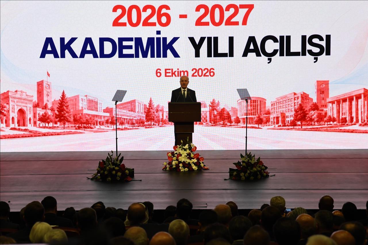 rektor-alkis-cumhurbaskani-erdogan-in-acilisini-yaptigi-2026-2027-akademik-yil-torenine-katildi-04ad154d-9cb9-45df-88f9-7687332d9001.jpeg