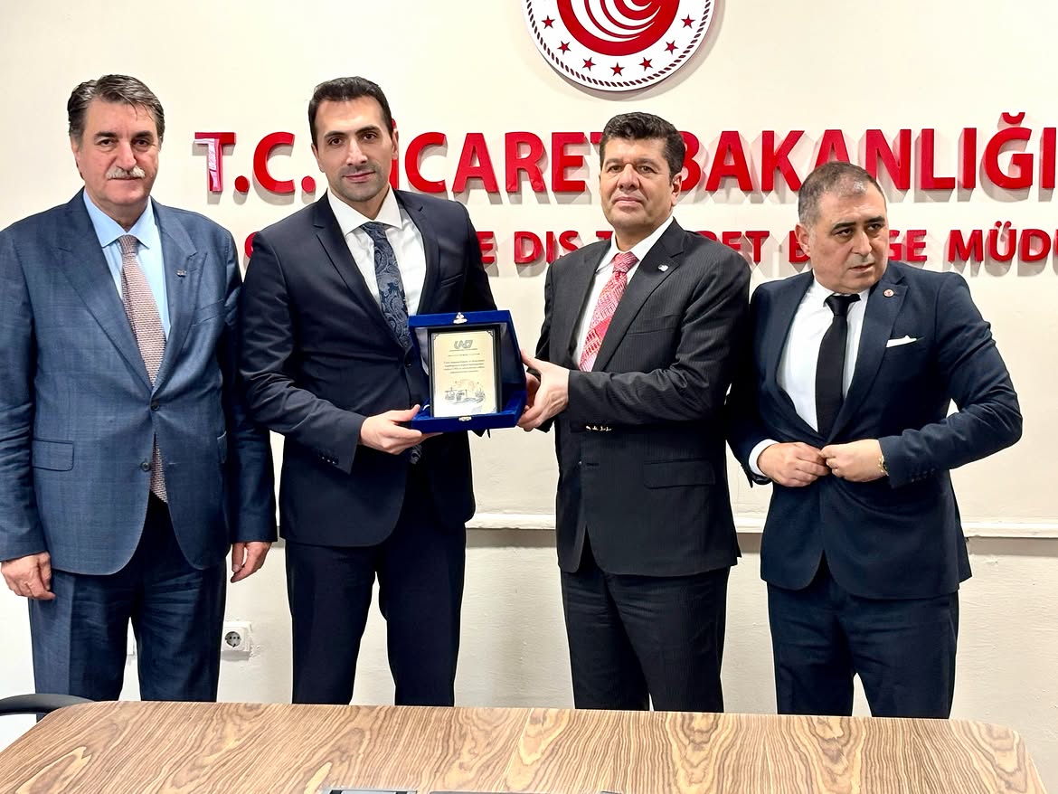 und-irakta-transit-tasimalar-icin-ust-duzey-gorusmeler-gerceklestirdi-ikby-gumrukler-genel-mud-3.jpg