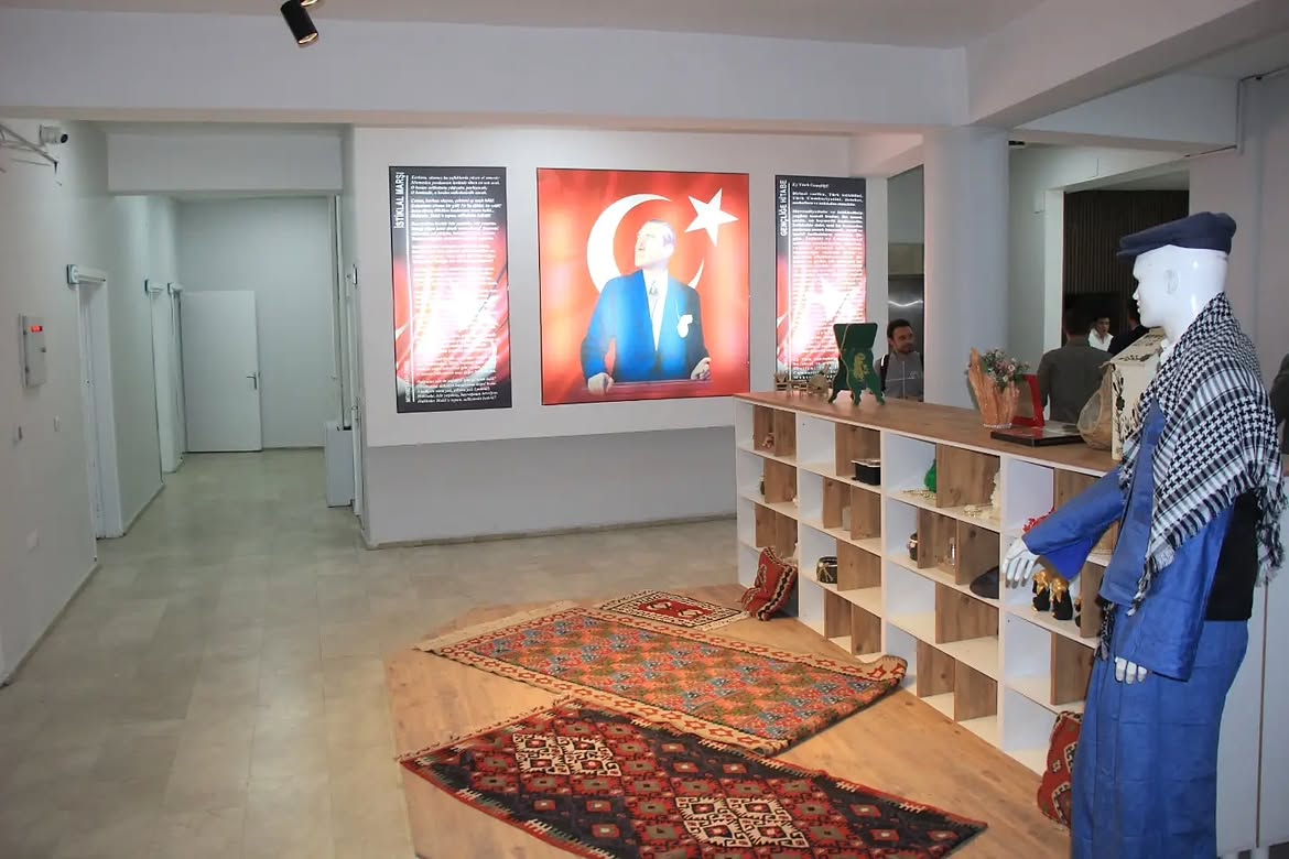 lce-milli-egitim-mudurumuz-sahan-ike-egitimde-yerinden-yonetim-ve-hayat-boyu-ogrenme-vizyonu1.jpg