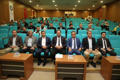 universitemizde-tuketim-caginda-tasarrufun-dini-ve-ekonomik-boyutu-paneli-duzenlendi-ff8b1a88-ecf8-4bd1-9755-d113ea291f7e-1.jpg