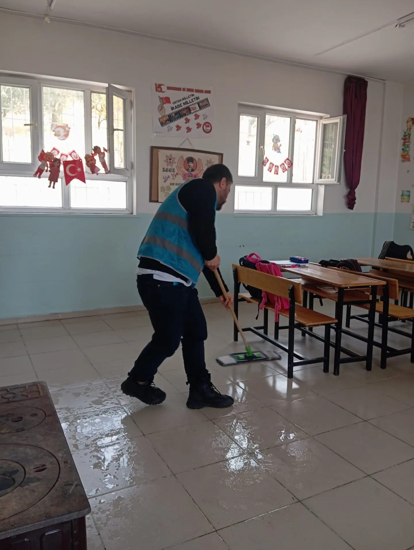 sirnak-denetimli-serbestlik-mudurlugu-olarak-egitime-destegimizi-surduruyoruz-sirnak-deneti-5.webp